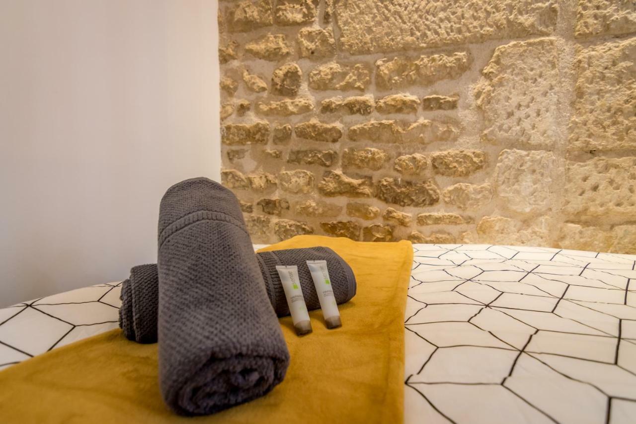 Mon Loft Niortais - Le Scofa Apartamento Exterior foto